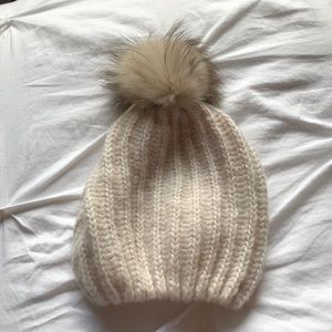 Heartloom Cream Pom Pom Beanie
